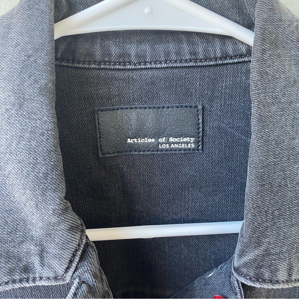 ARTICLES OF SOCIETY Washed Black Denim Taylor Jacket - Picture 8 of 10
